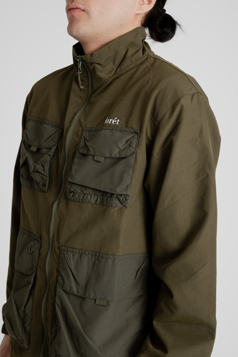 Foret Sizzle Jacket in Army
