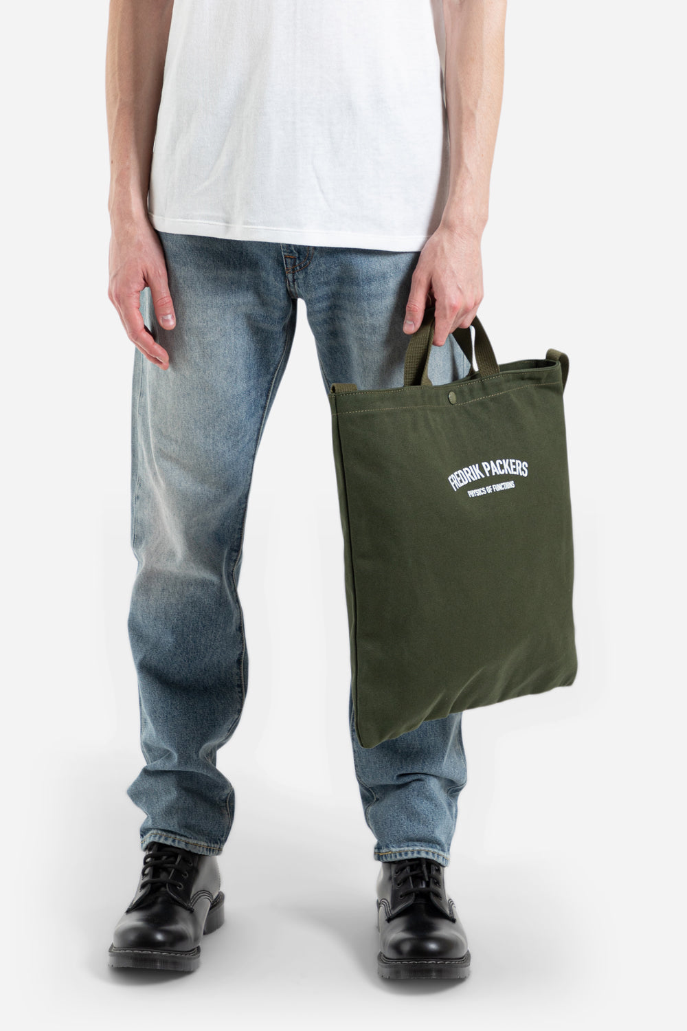 Fredrik_packers_duck-boots-shoulder-bag-olive