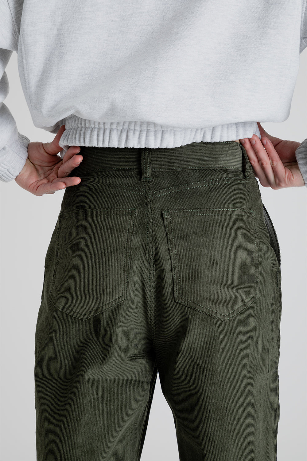 Frizmworks Corduroy Comfort Two Tuck Pants in Olive