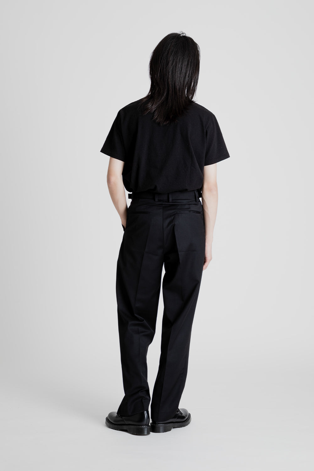 Frizmworks_Side_Adjust_Two_Tuck_Slacks_Black