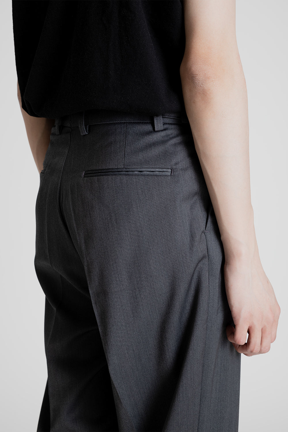 Frizmworks_Side_Adjust_Two_Tuck_Slacks_Charcoal