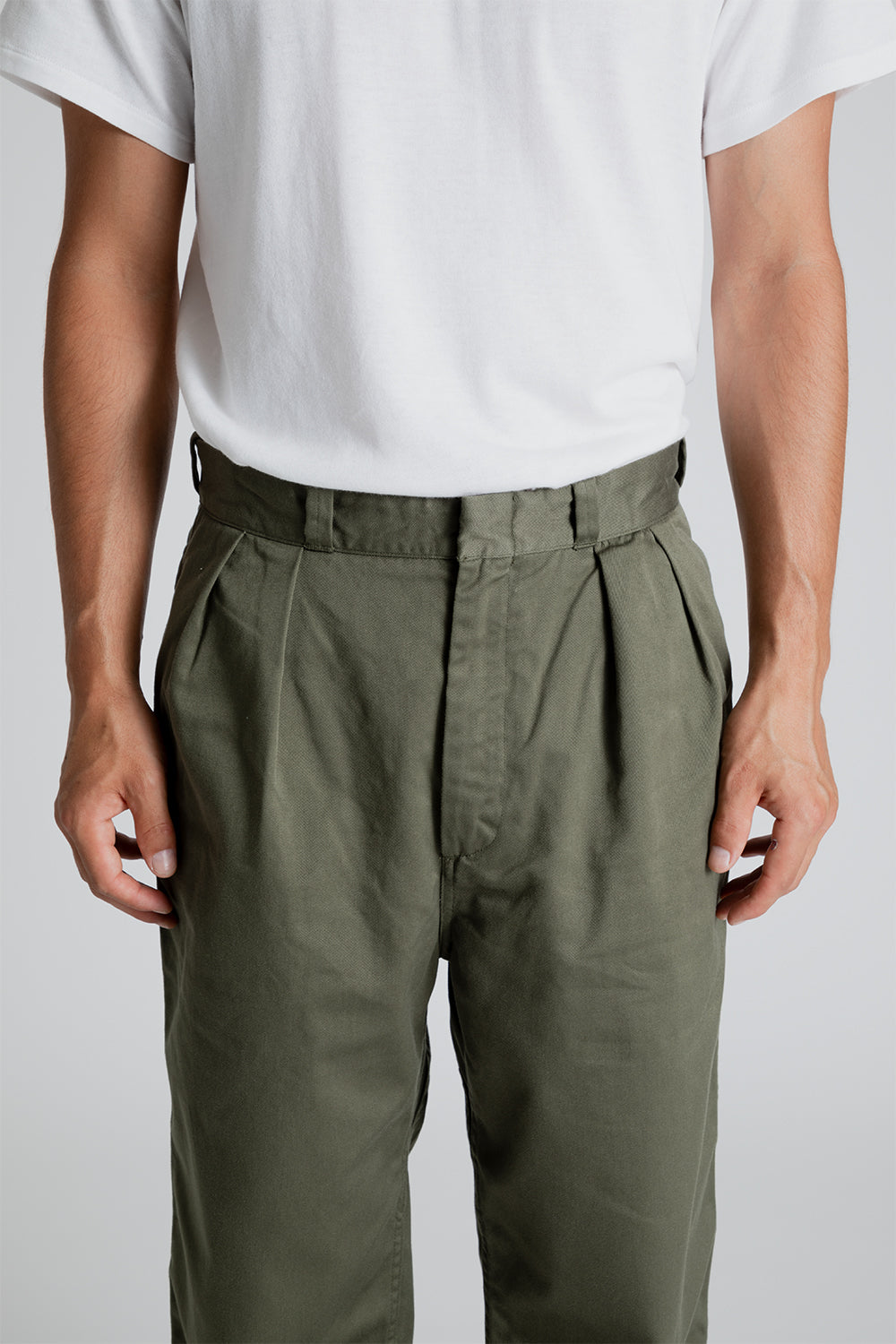 Double Pleat Wide Chino Pants - Moss Green
