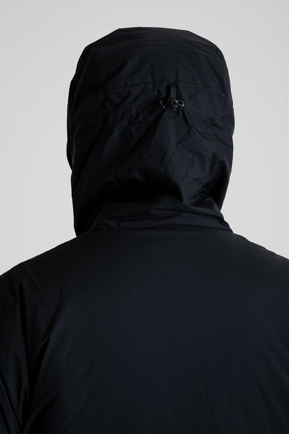 Tilak Svalbard Hood Jacket in Caviar Black