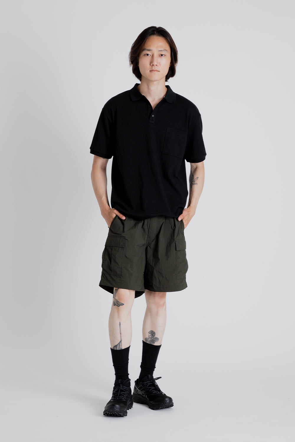 Uniform Bridge Collar Short Sleeve Tee in Black