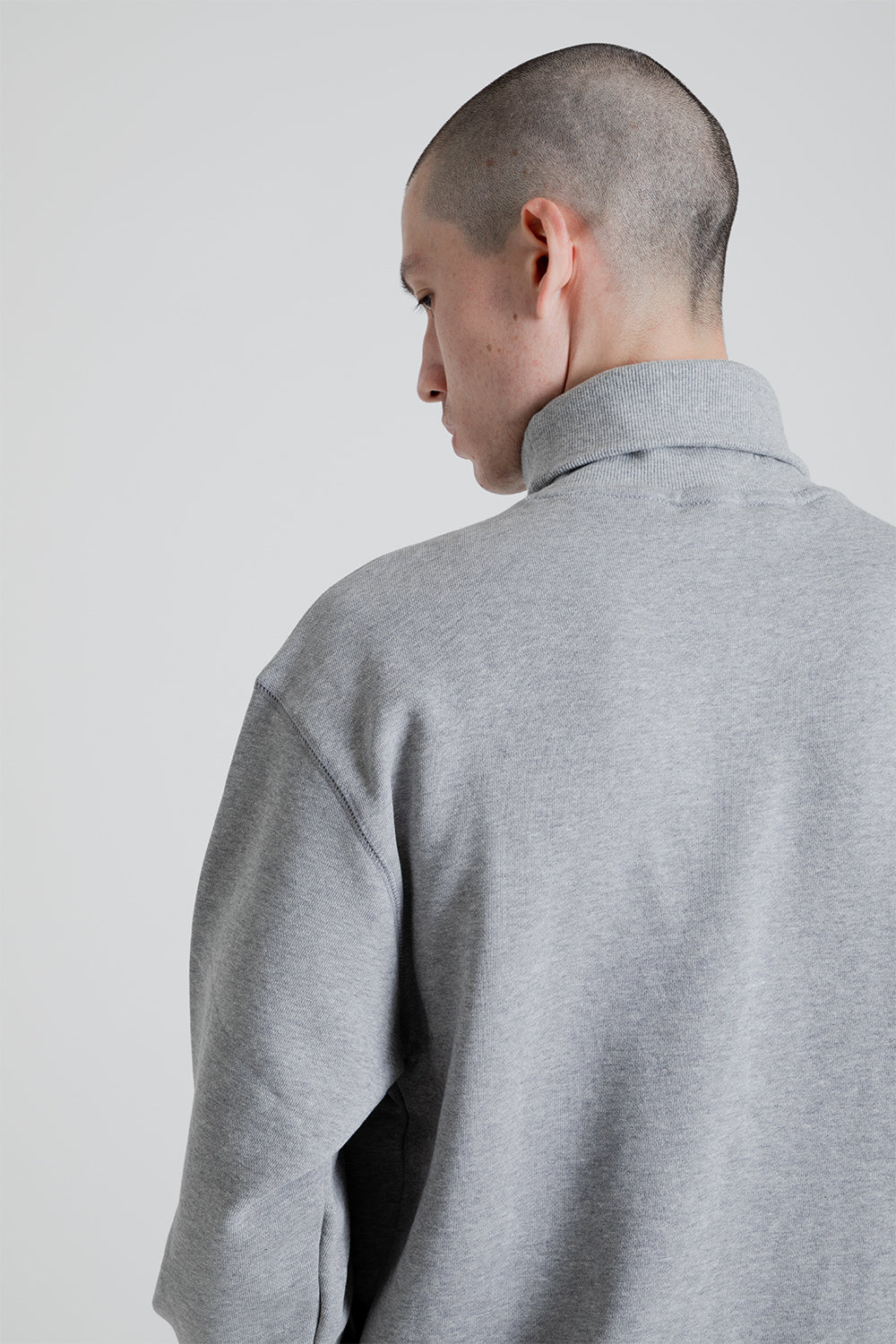 Uniform Bridge Turtleneck Sweatshirt in Grey Melange