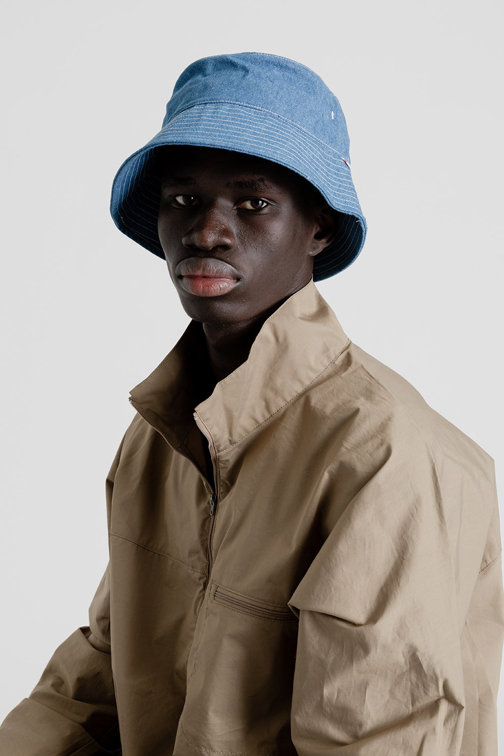 Merz B. Schwanen - Vintage Fleece Bucket Hat in Oat Off-White Cotton, M