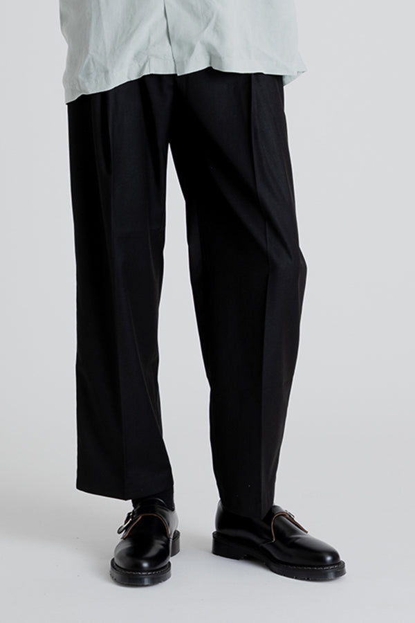 Frizmworks OG One Tuck Wide Slack Pants in Black | Wallace Mercantile