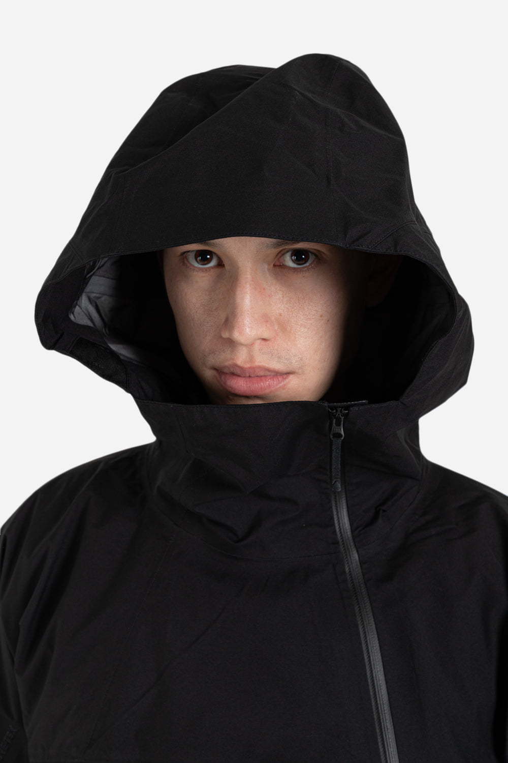 goldwin-gore-tex-fly-air-pullover-black