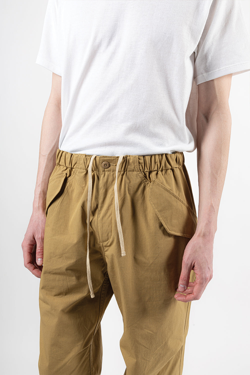 goldwin-wide-easy-wind-pants-beige