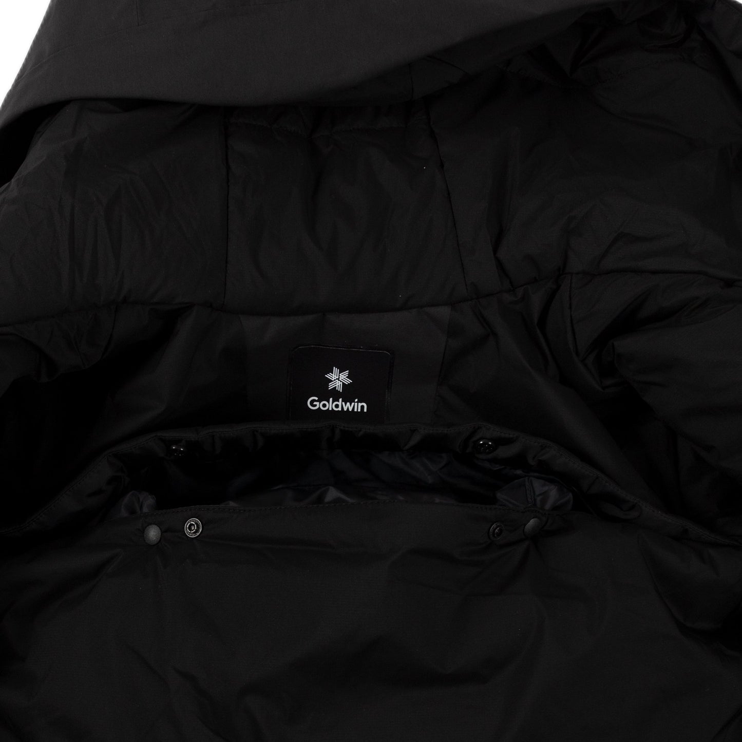 Goldwin Insulation Mountain Parka in Black hooded jacket sportswear all weather rain gear lining