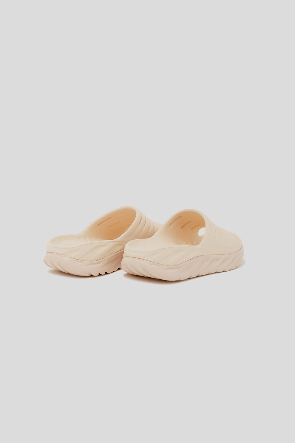Hoka Ora Recovery Slide Sandal in Shortbread / Shifting Sand
