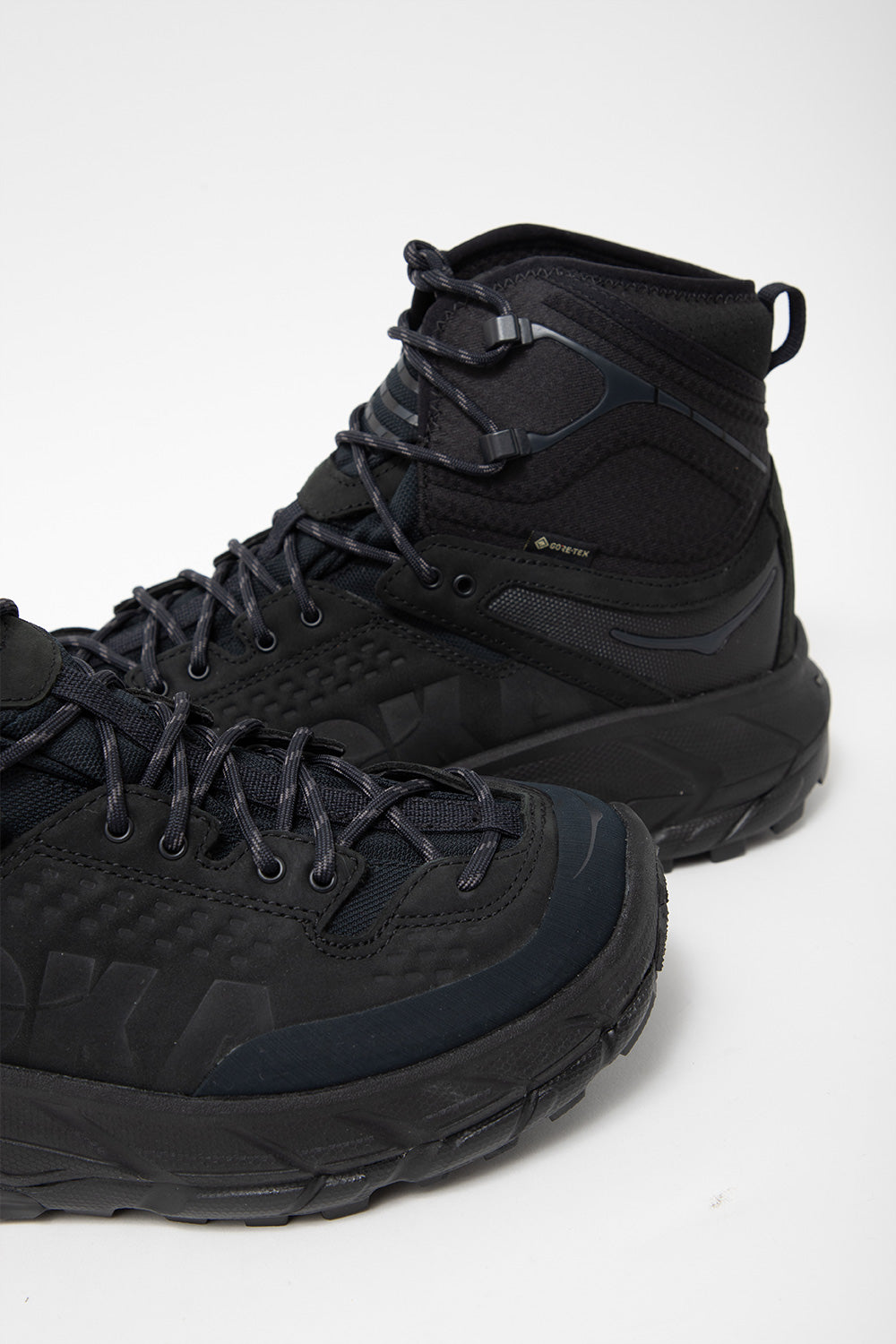 Hoka Tor Ultra Hi Boot in Black / Black