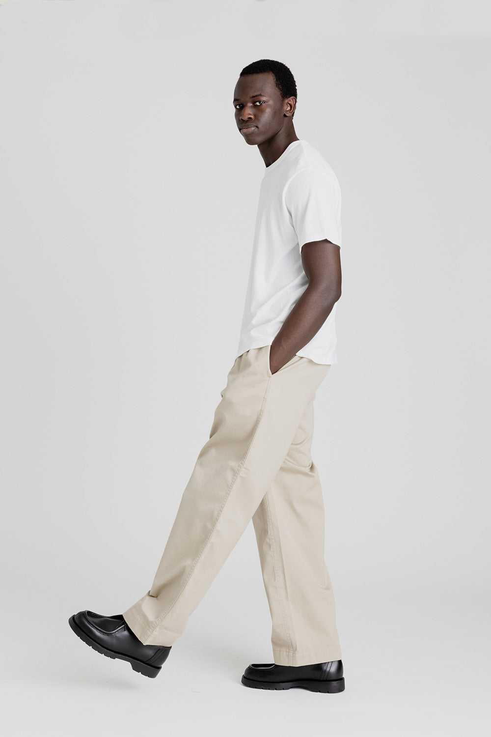 モール割引 ワコマリアDOUBLE PLEATED CHINO TROUSERS - パンツ