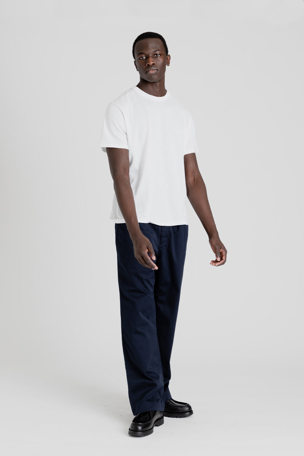 nanamica-double-pleat-wide-chino-pants-navy