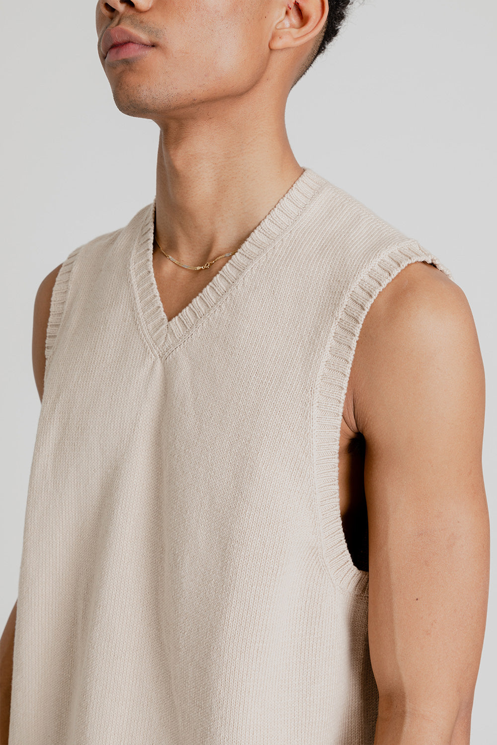 S.K. Manor Hill Sweater Vest in Cream