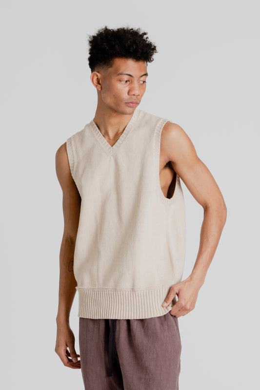 S.K. Manor Hill Sweater Vest in Cream
