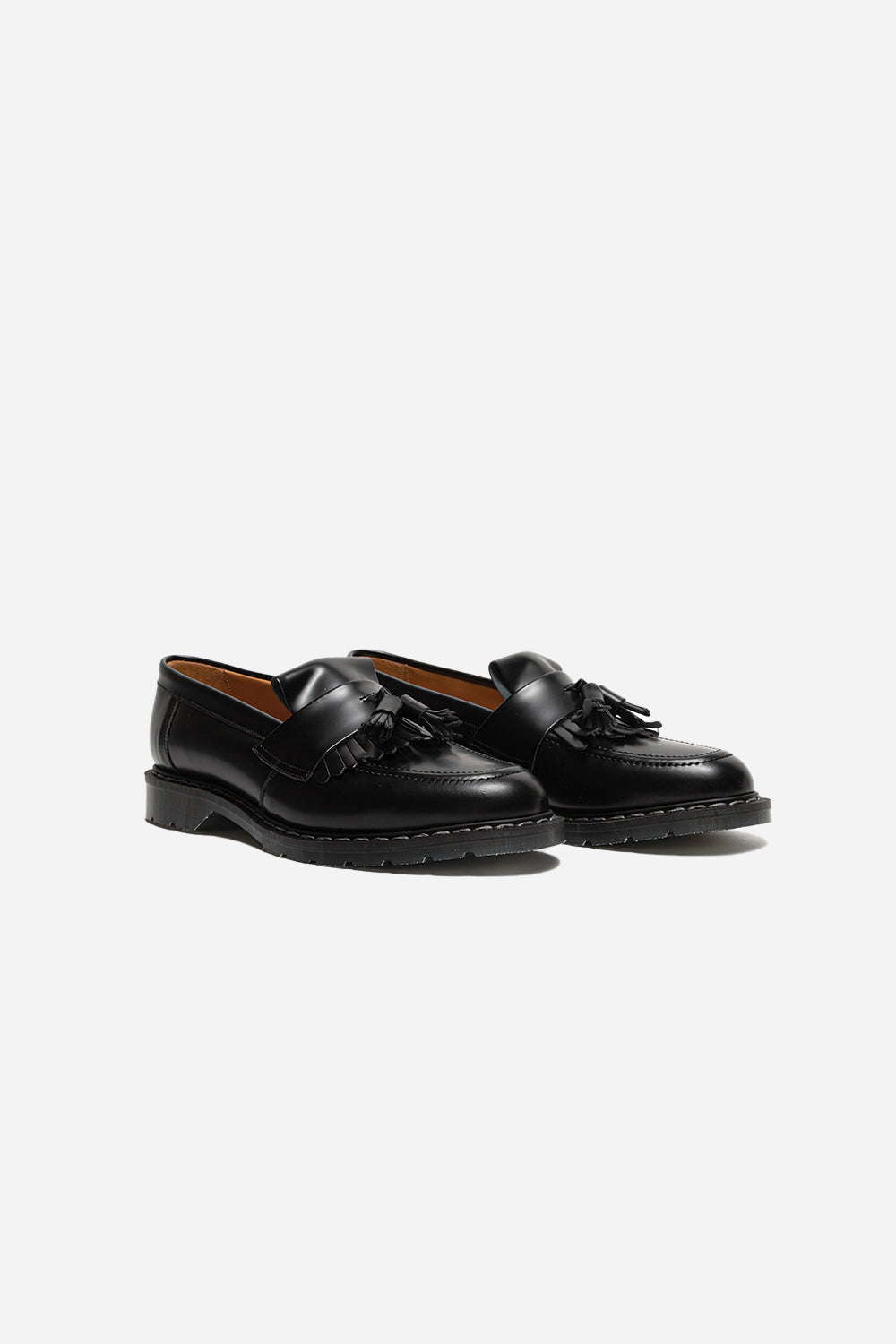 solovair-tassel-loafer-black-hi-shine