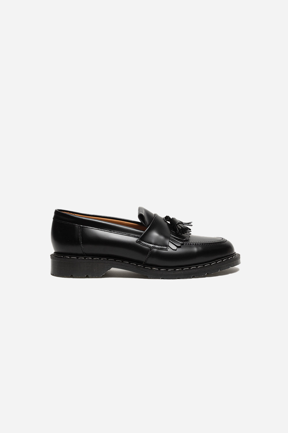 solovair-tassel-loafer-black-hi-shine