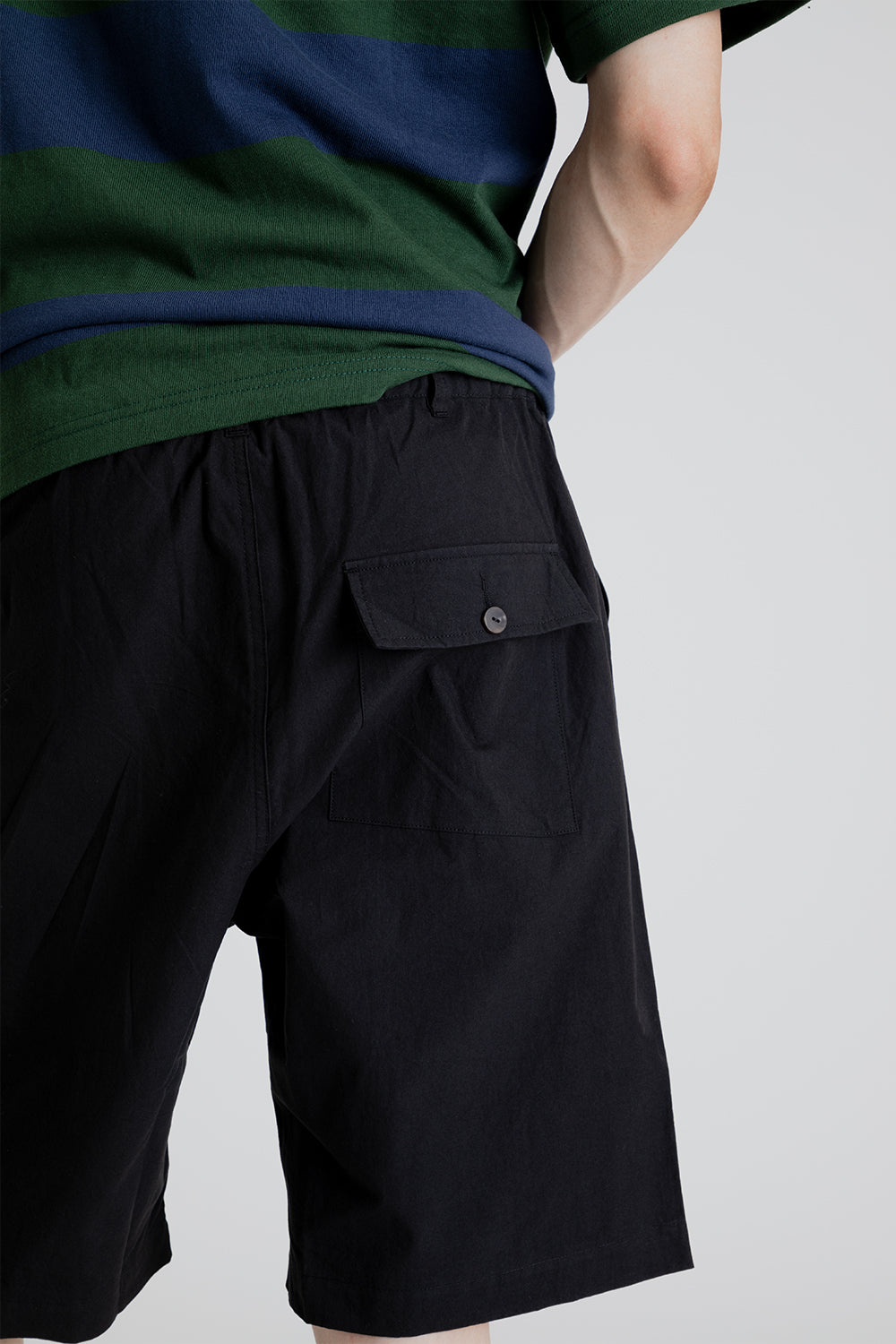 Uniform Bridge Linen Easy Fatigue Short Pants in Black