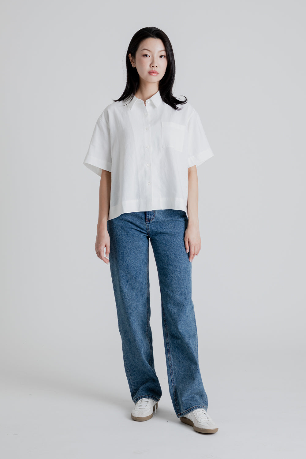 Uniform Bridge Women's Linen Standard Short Shirt in White